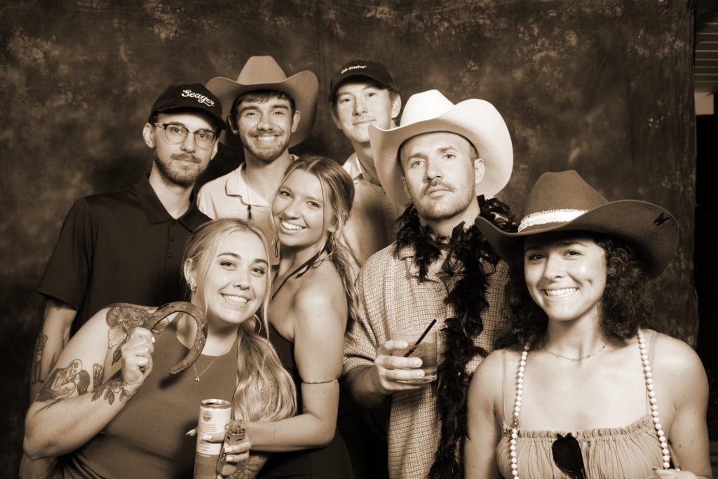 Group of people dressed in "olde time" clothes